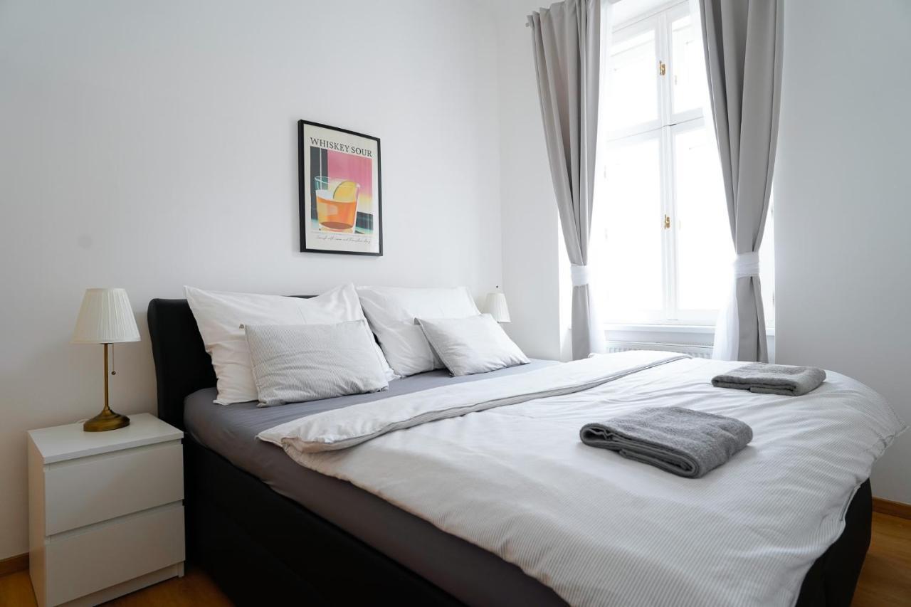 The Dante Prague - Family And Friends Apartments Buitenkant foto