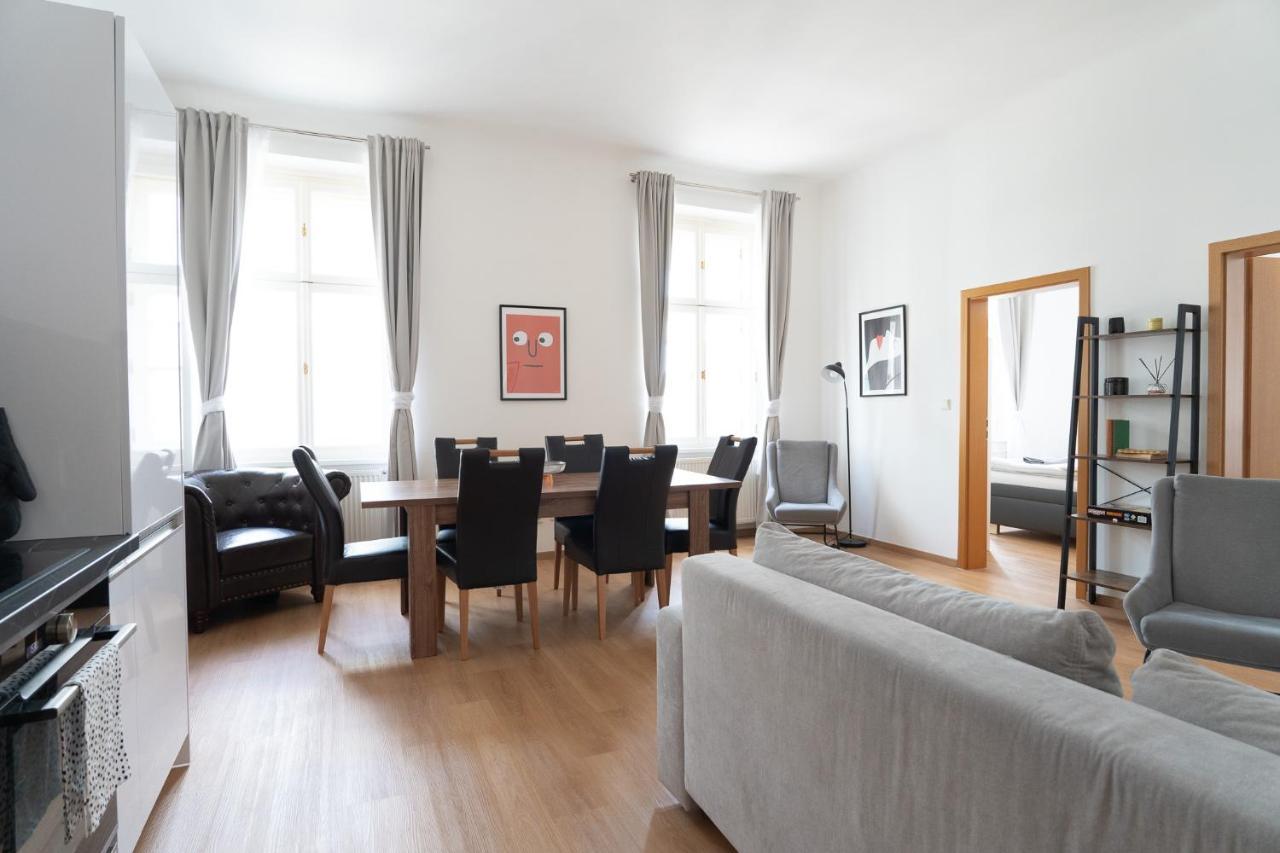The Dante Prague - Family And Friends Apartments Buitenkant foto
