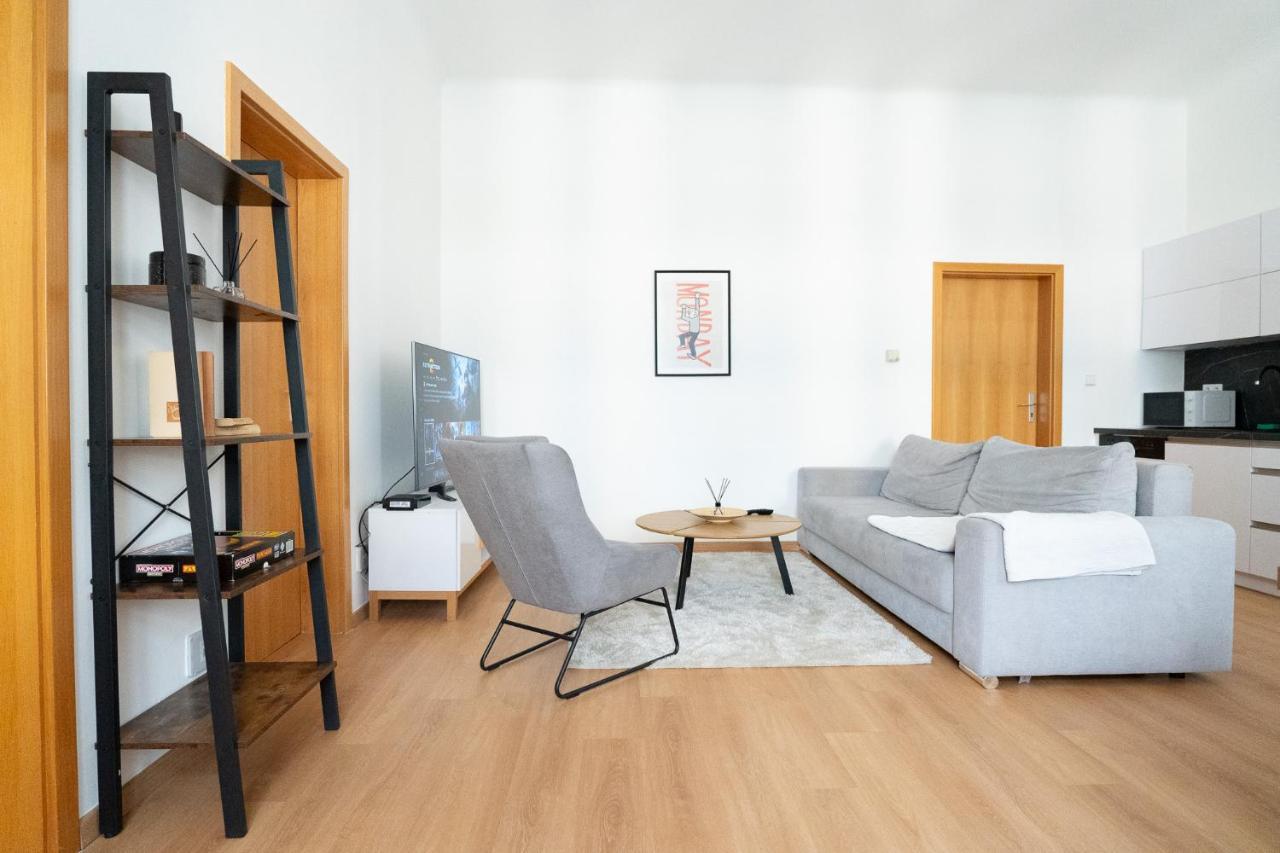 The Dante Prague - Family And Friends Apartments Buitenkant foto